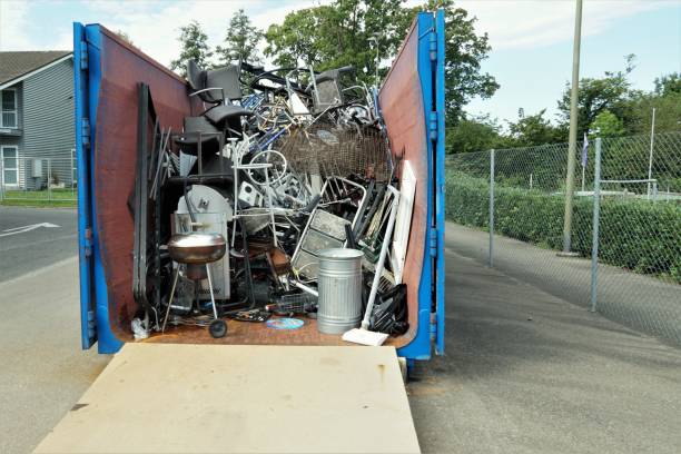 Best Construction Debris Removal  in San Mateo, CA